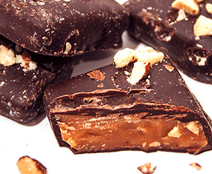 dark chocolate almond toffee